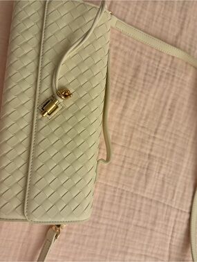 Woven Leather Shoulder Bag in Cream - Designer Style